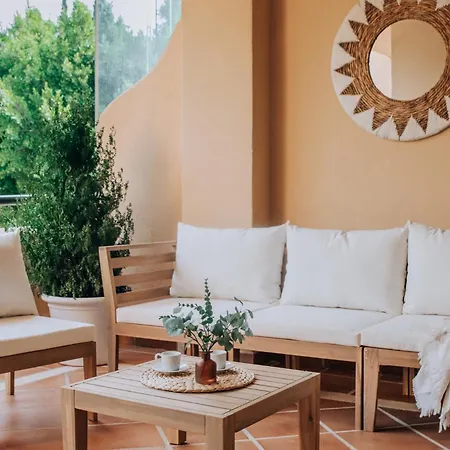 Malvon By Bh Μαρμπέλλα